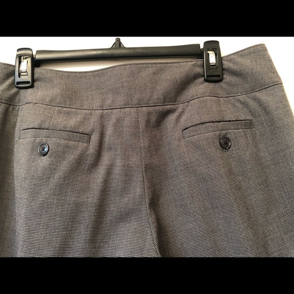 Rafaella studio gray pin stripe pants - Picture 3 of 7